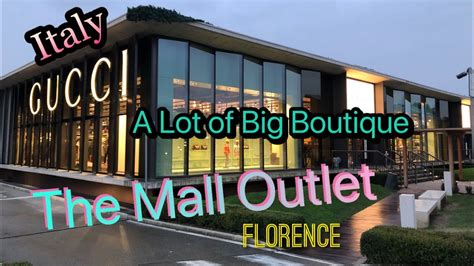 outlets in florence